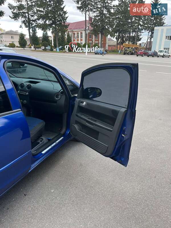 Хэтчбек Mitsubishi Colt 2006 в Калиновке фото 14 Хэтчбек Mitsubishi Colt 2006 в Калиновке