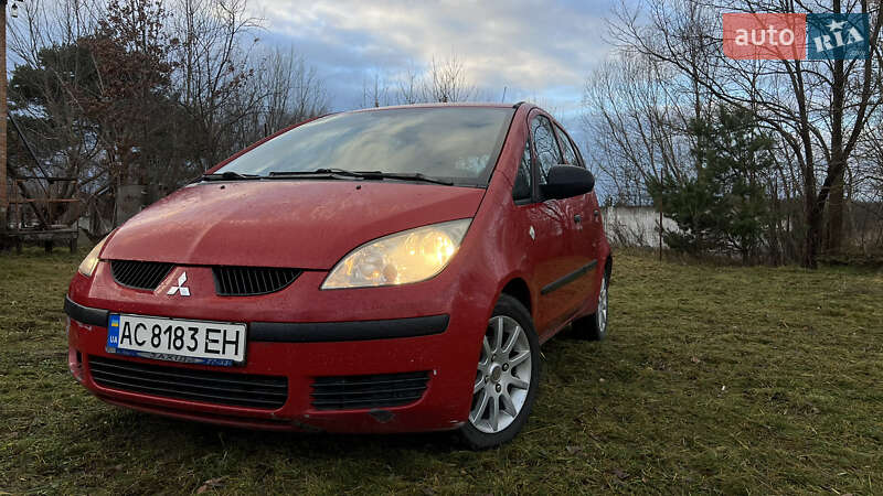 Хэтчбек Mitsubishi Colt 2008 в Киверцах