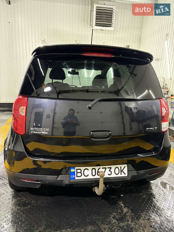 Хетчбек Mitsubishi Colt 2009 в Києві фото 10 Хетчбек Mitsubishi Colt 2009 в Києві