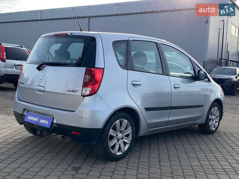 Хетчбек Mitsubishi Colt 2011 в Львові