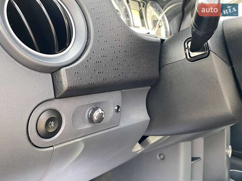 Хетчбек Mitsubishi Colt 2011 в Львові