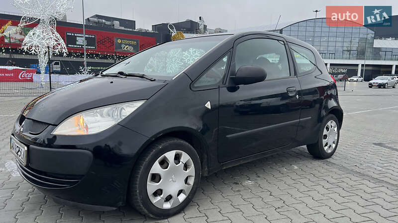 Хэтчбек Mitsubishi Colt 2006 в Киеве
