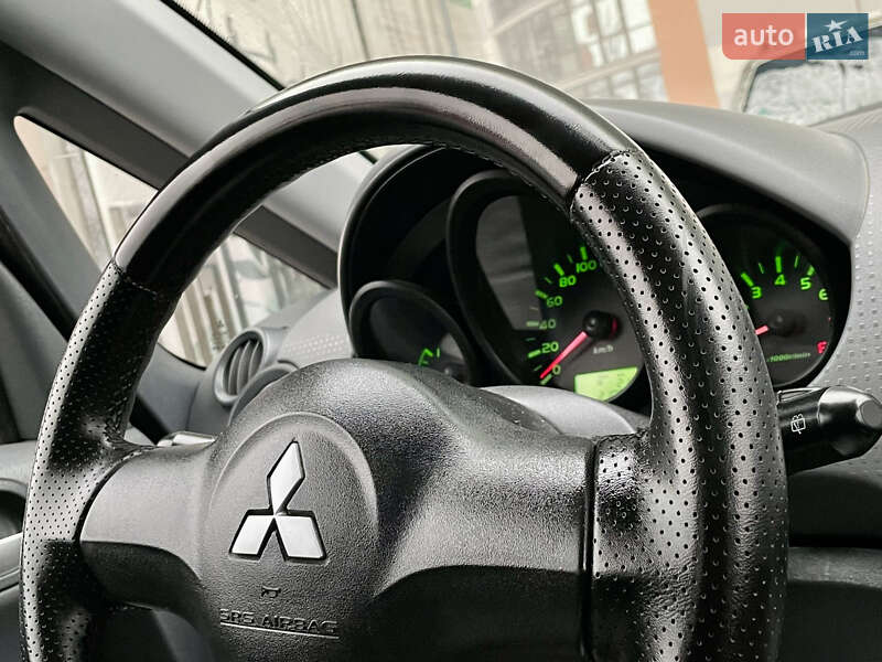 Хетчбек Mitsubishi Colt 2006 в Івано-Франківську