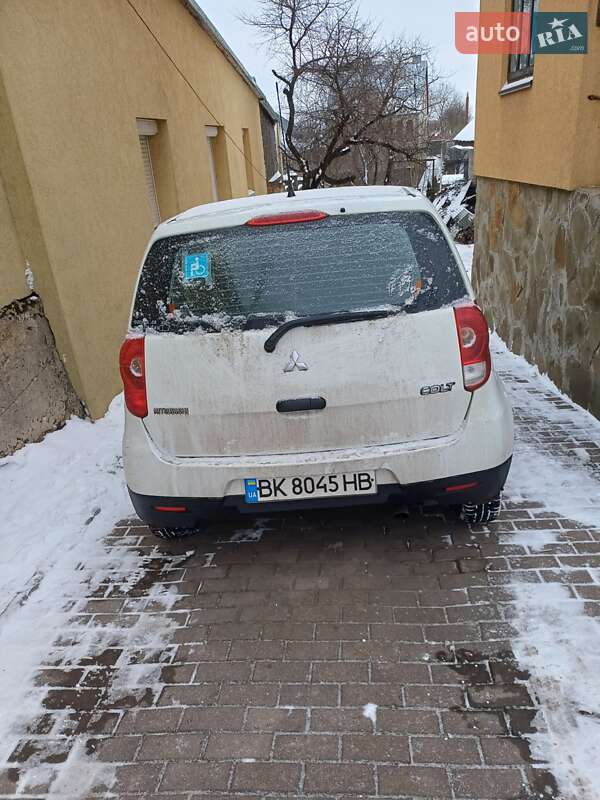 Mitsubishi Colt 2009