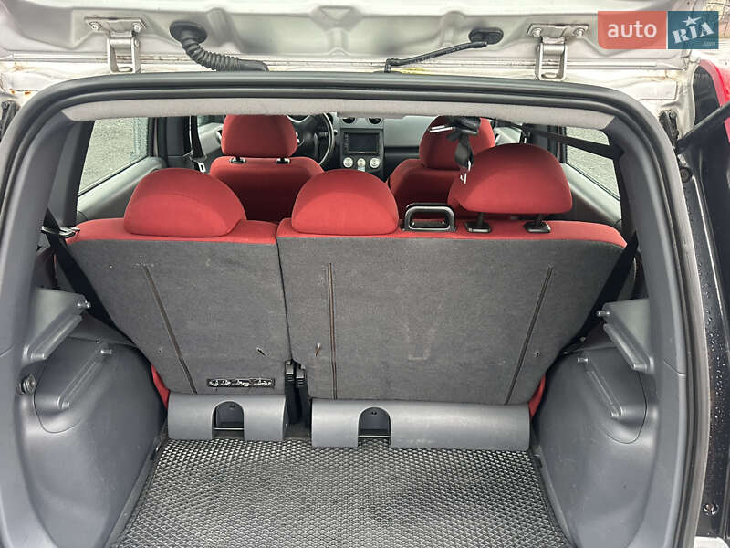 Хетчбек Mitsubishi Colt 2006 в Івано-Франківську