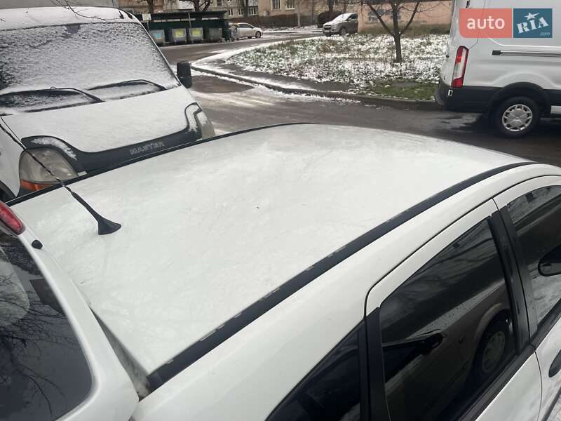 Хэтчбек Mitsubishi Colt 2010 в Луцке