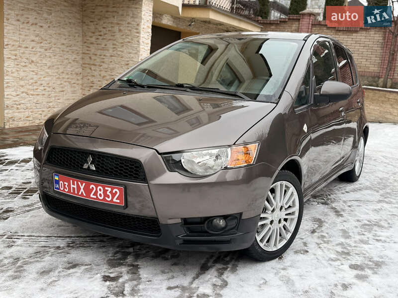 Хетчбек Mitsubishi Colt 2012 в Чернівцях