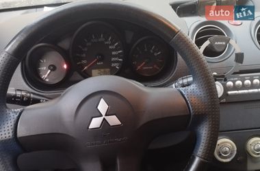Хэтчбек Mitsubishi Colt 2006 в Киеве