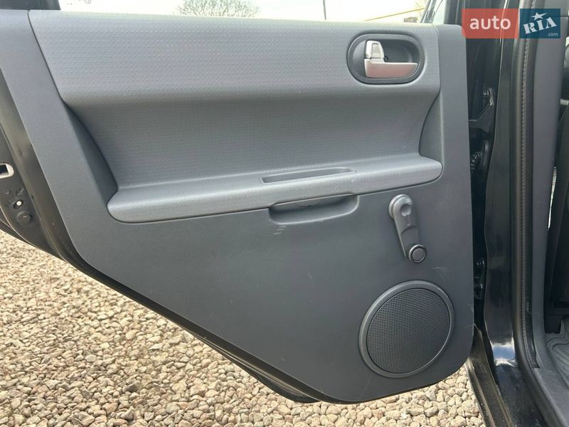 Хэтчбек Mitsubishi Colt 2007 в Одессе фото 19 Хэтчбек Mitsubishi Colt 2007 в Одессе