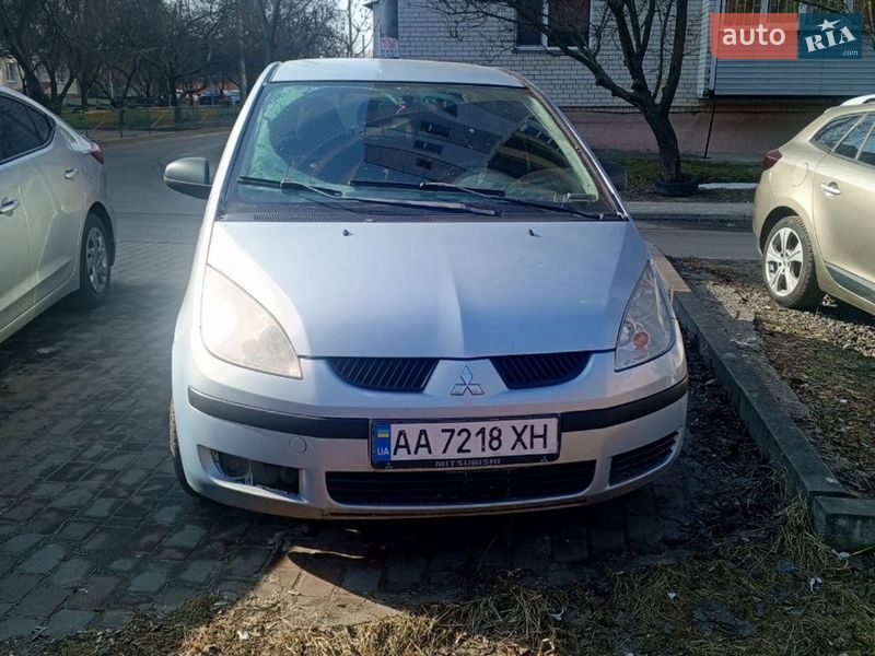 Хэтчбек Mitsubishi Colt 2006 в Борисполе фото 5 Хэтчбек Mitsubishi Colt 2006 в Борисполе