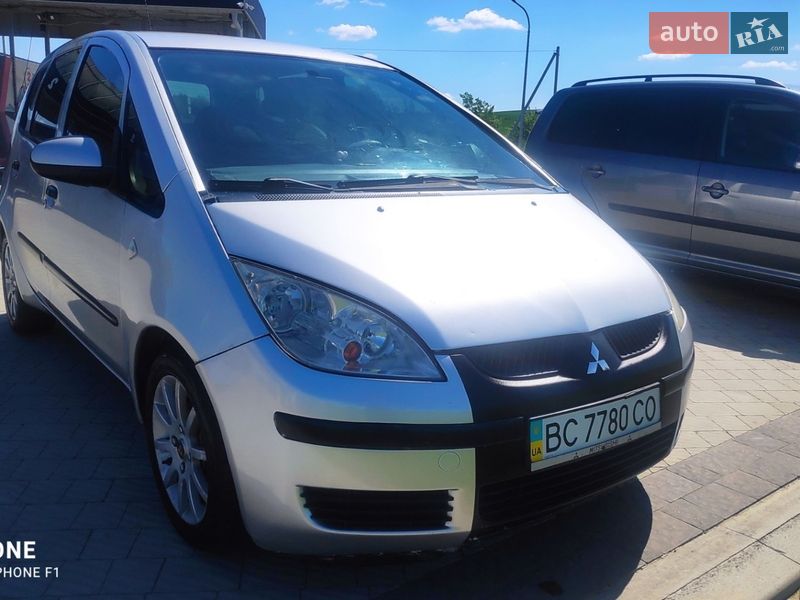 Mitsubishi Colt 2006