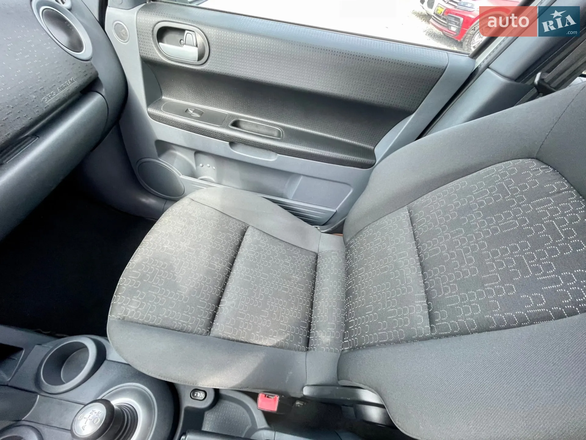 2012 Mitsubishi Colt - мініатюра 21