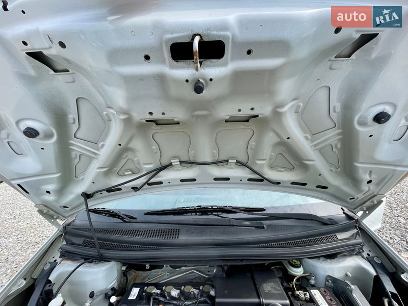 Хэтчбек Mitsubishi Colt 2012 в Черновцах