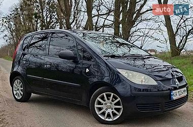 Хэтчбек Mitsubishi Colt 2008 в Киеве