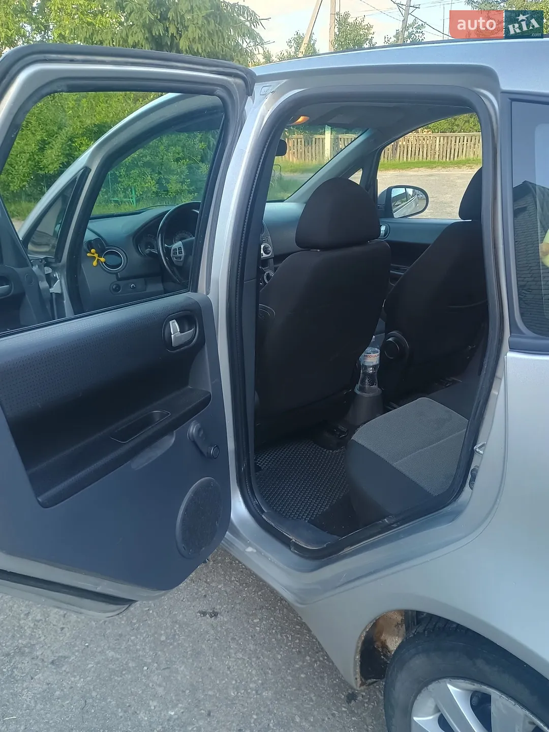 2010 Mitsubishi Colt - мініатюра 6