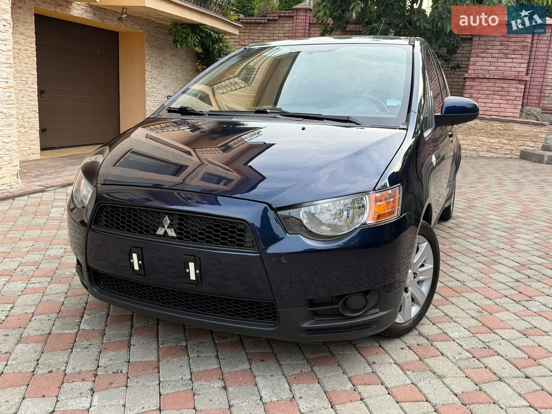 2011 Mitsubishi Colt - мініатюра 3