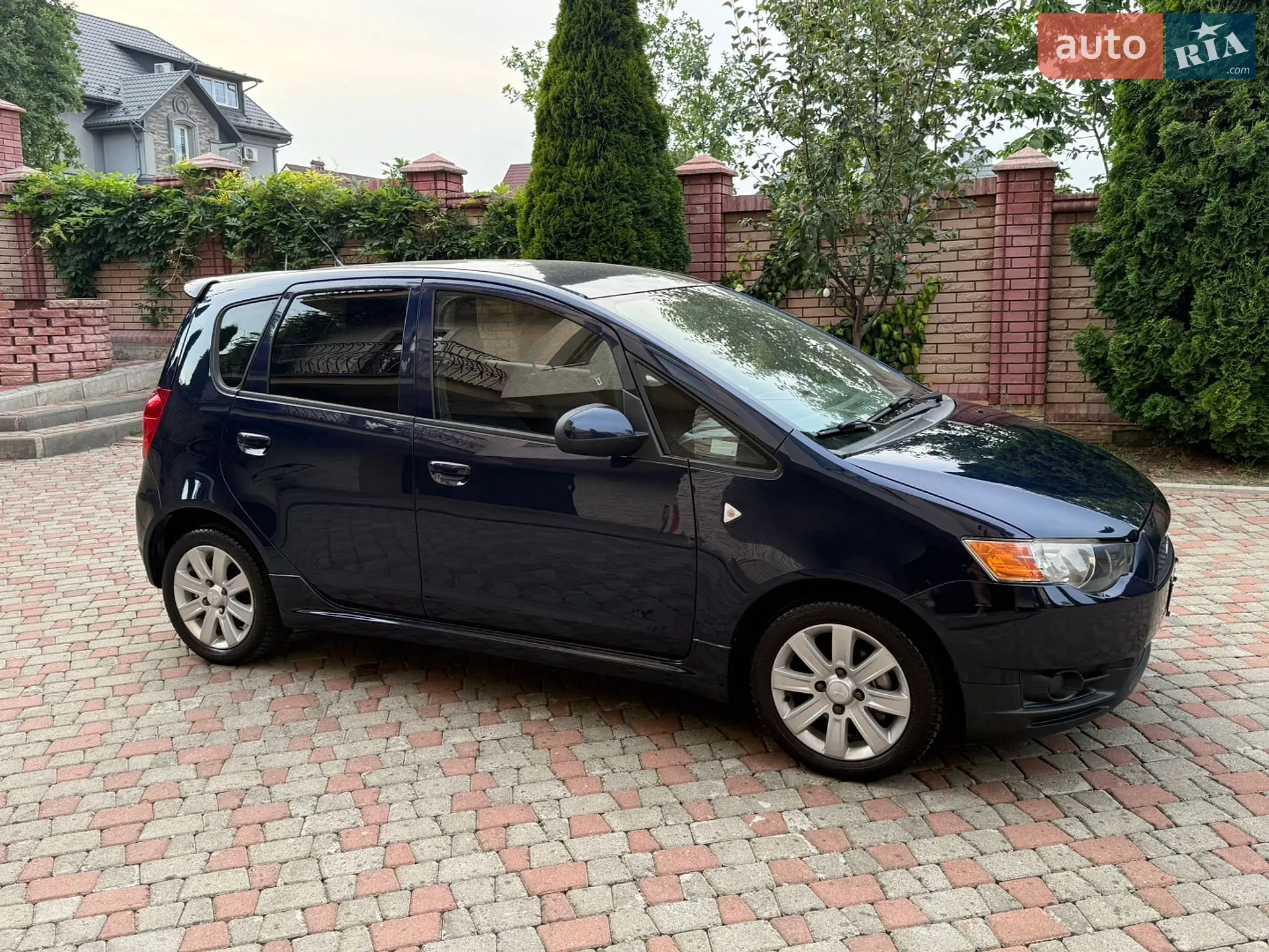 2011 Mitsubishi Colt - мініатюра 6