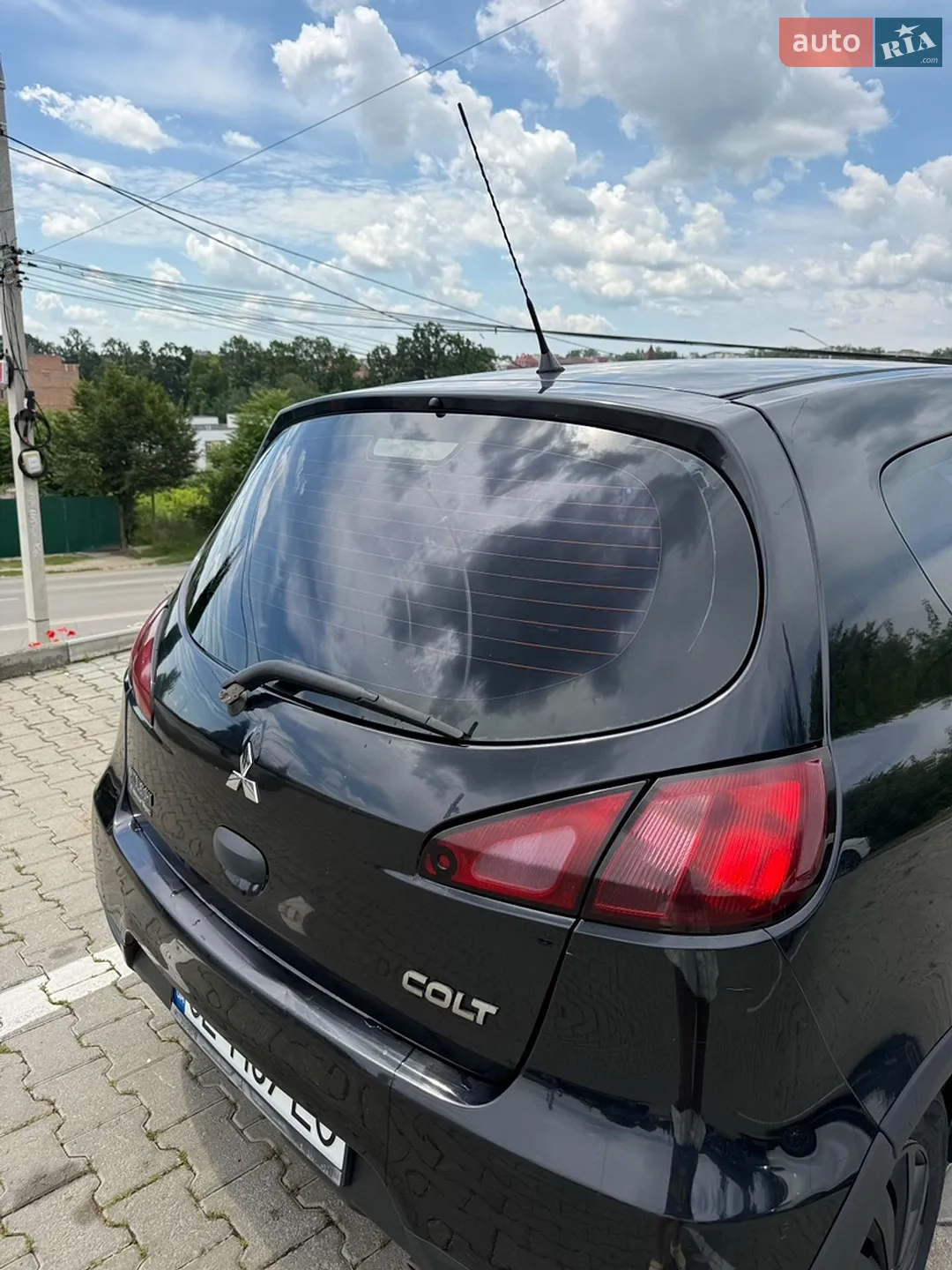 2010 Mitsubishi Colt - мініатюра 9