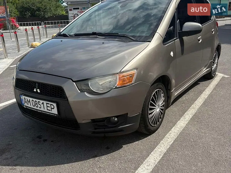 Mitsubishi Colt 2010