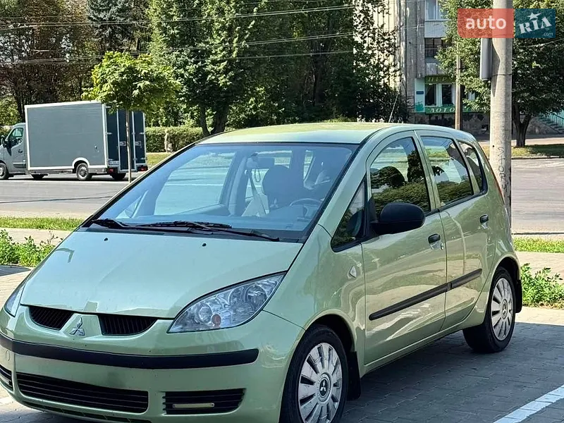 Mitsubishi Colt 2004