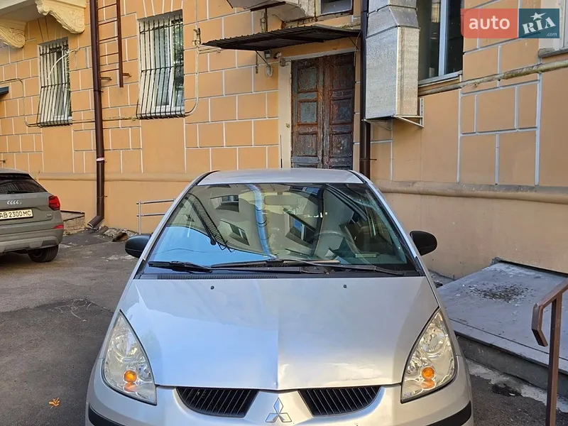 Mitsubishi Colt 2008