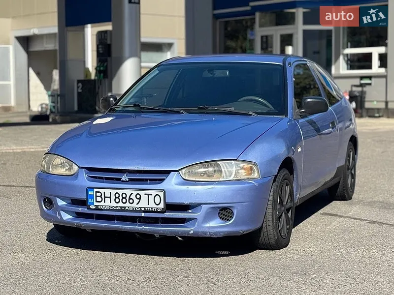 Mitsubishi Colt 1998