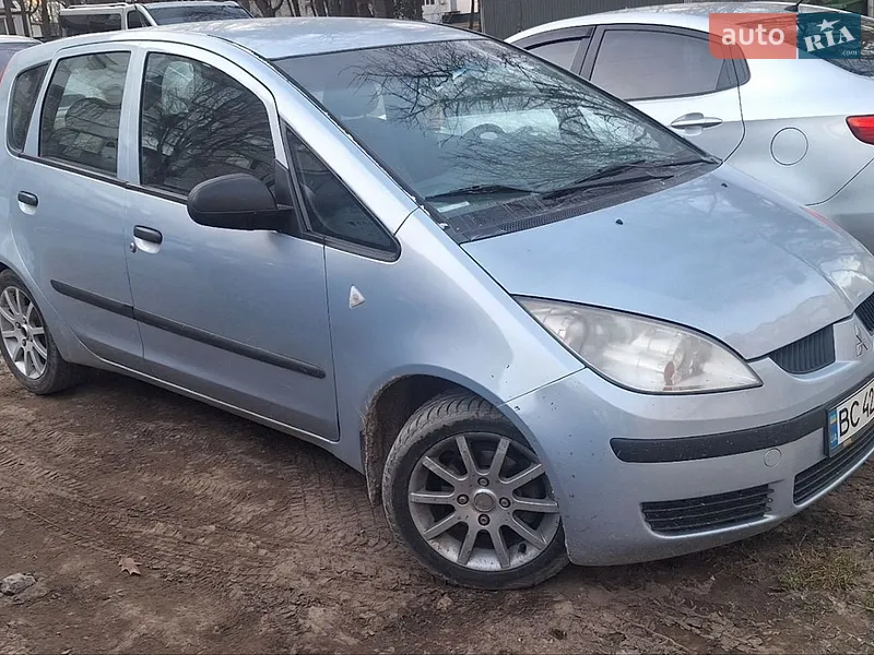 Mitsubishi Colt