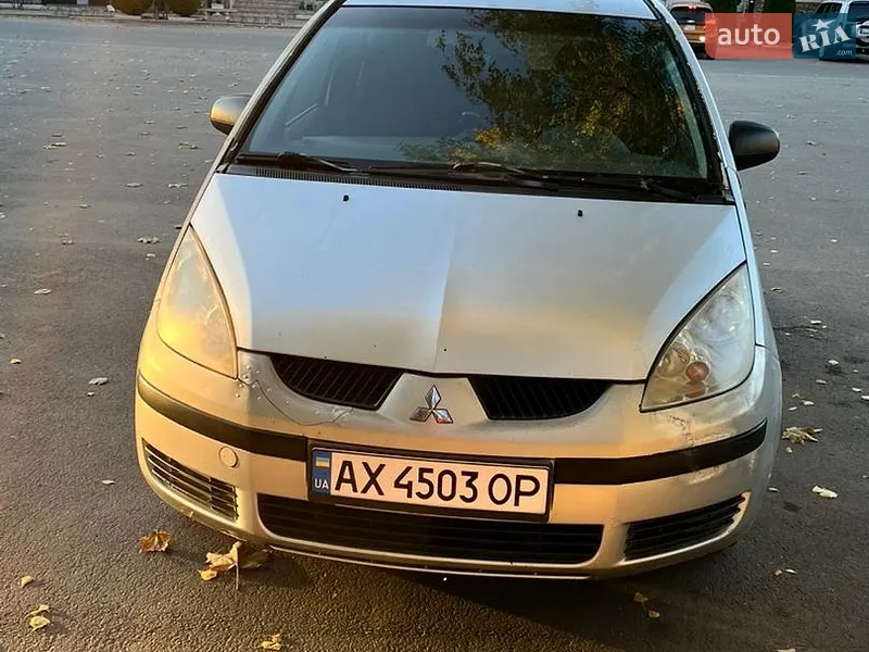 Mitsubishi Colt 2006