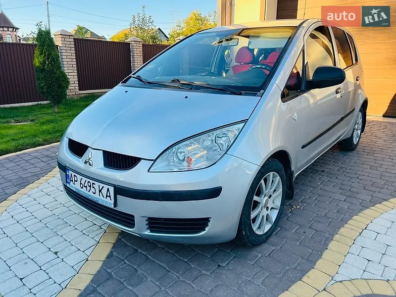 Mitsubishi Colt