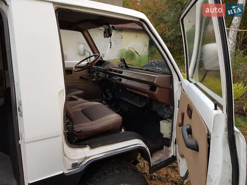 Мінівен Mitsubishi Delica 1983 в Києві