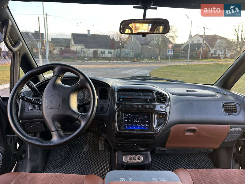 Минивэн Mitsubishi Delica 2001 в Ровно