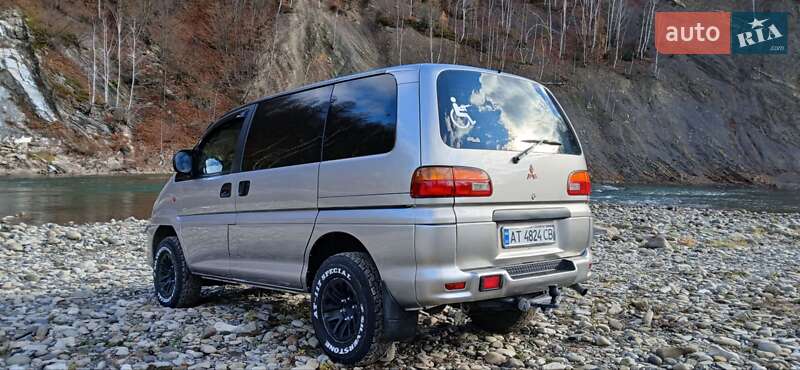 Минивэн Mitsubishi Delica 1999 в Кутах фото 3 Минивэн Mitsubishi Delica 1999 в Кутах