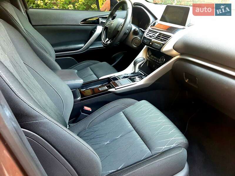 Позашляховик / Кросовер Mitsubishi Eclipse Cross 2018 в Сумах фото 11 Позашляховик / Кросовер Mitsubishi Eclipse Cross 2018 в Сумах