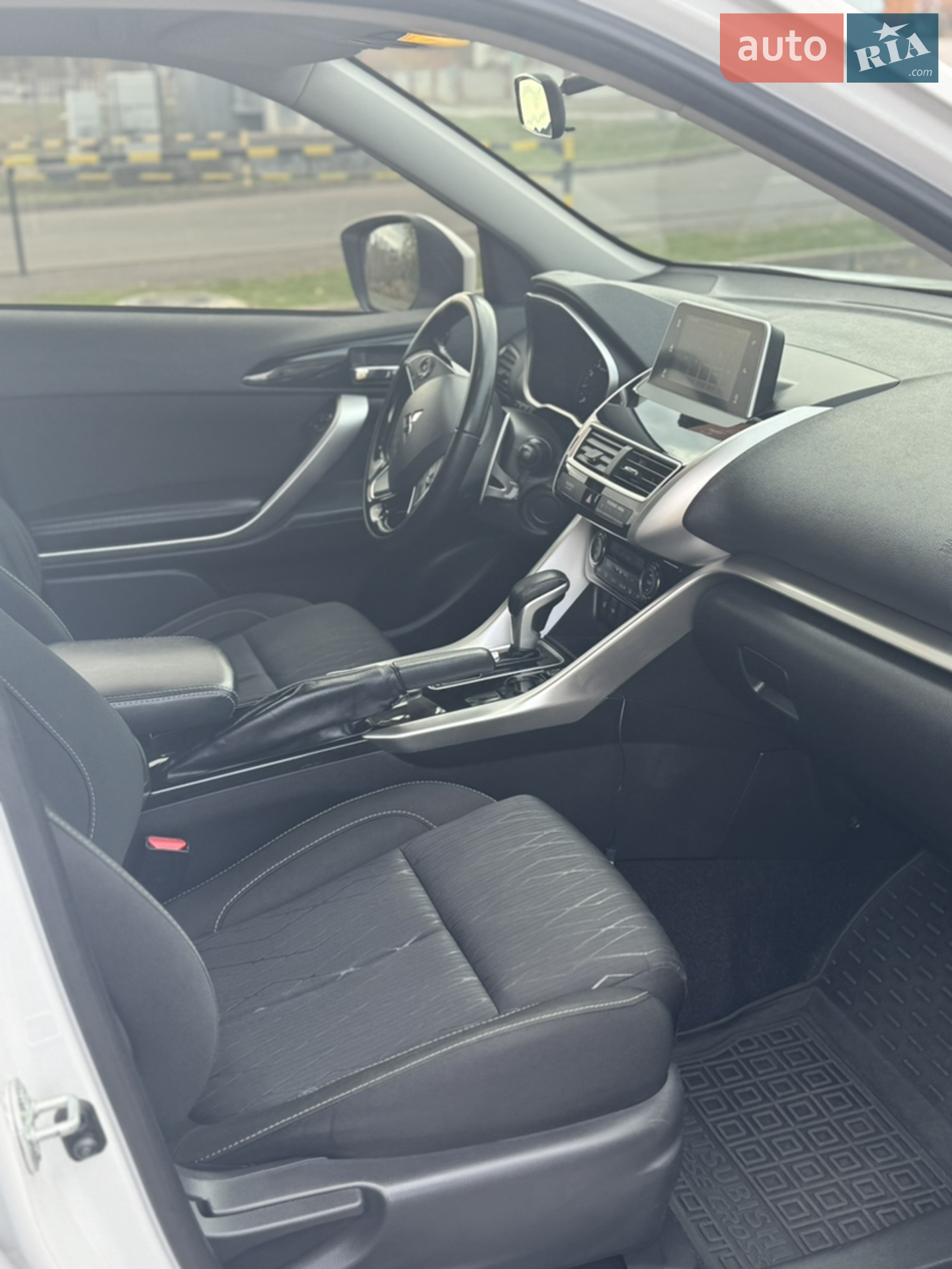 2018 Mitsubishi Eclipse Cross - мініатюра 22