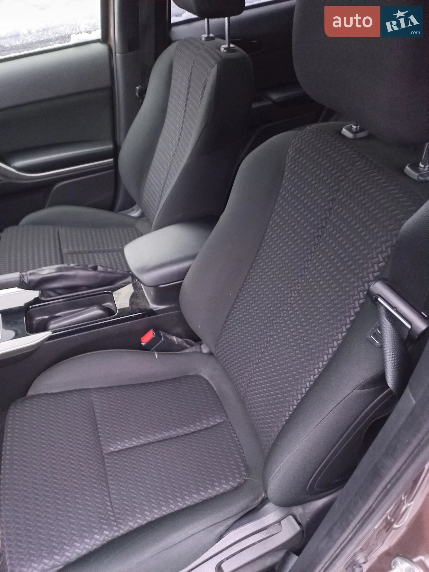 2018 Mitsubishi Eclipse Cross - мініатюра 13