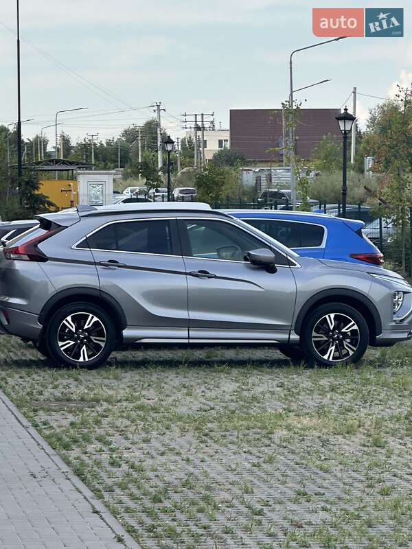 Внедорожник / Кроссовер Mitsubishi Eclipse Cross 2023 в Киеве