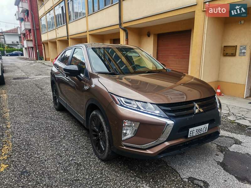 Внедорожник / Кроссовер Mitsubishi Eclipse Cross 2018 в Николаеве фото 9 Внедорожник / Кроссовер Mitsubishi Eclipse Cross 2018 в Николаеве