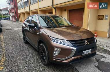 Внедорожник / Кроссовер Mitsubishi Eclipse Cross 2018 в 