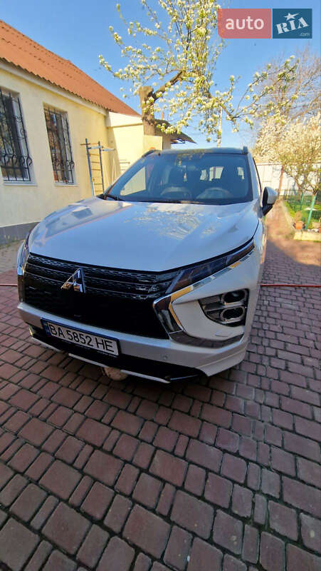 Внедорожник / Кроссовер Mitsubishi Eclipse Cross 2023 в 