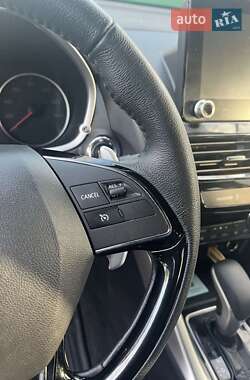 Внедорожник / Кроссовер Mitsubishi Eclipse Cross 2022 в 