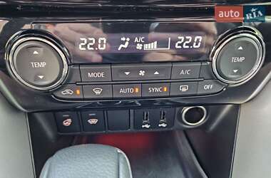 Позашляховик / Кросовер Mitsubishi Eclipse Cross 2018 в 