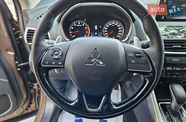 Позашляховик / Кросовер Mitsubishi Eclipse Cross 2018 в 