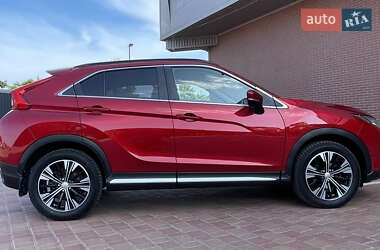 Позашляховик / Кросовер Mitsubishi Eclipse Cross 2020 в 