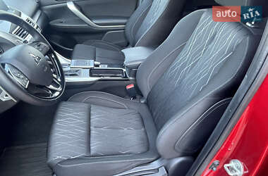 Позашляховик / Кросовер Mitsubishi Eclipse Cross 2020 в 