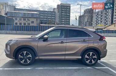 Внедорожник / Кроссовер Mitsubishi Eclipse Cross 2021 в 