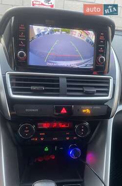 Внедорожник / Кроссовер Mitsubishi Eclipse Cross 2019 в 