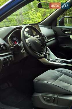 Внедорожник / Кроссовер Mitsubishi Eclipse Cross 2022 в 
