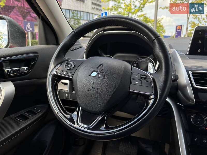Внедорожник / Кроссовер Mitsubishi Eclipse Cross 2020 в Киеве