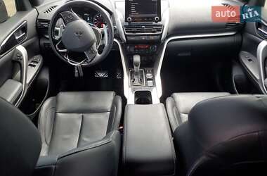 Внедорожник / Кроссовер Mitsubishi Eclipse Cross 2022 в 