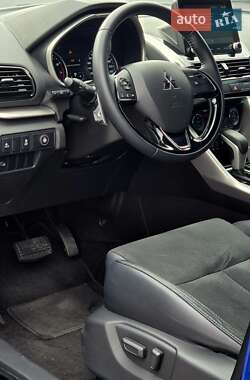 Внедорожник / Кроссовер Mitsubishi Eclipse Cross 2022 в 